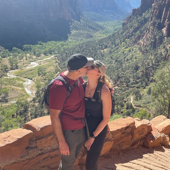 Meet your Posher, Jessica - Picture 6 of 6